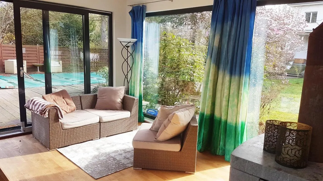 Cottage mit Pool und großem Garten Leipzig Frühstückspension